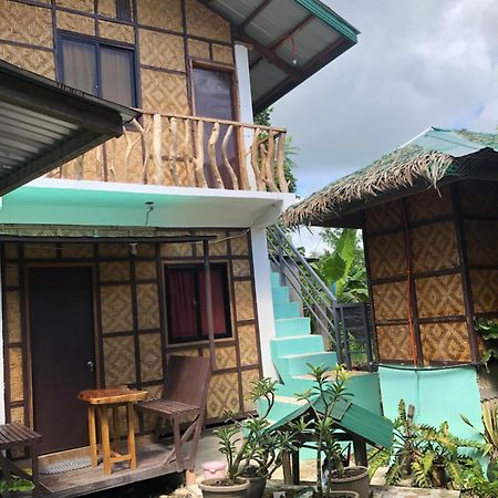 Fely'S Homestay Batuan Buitenkant foto